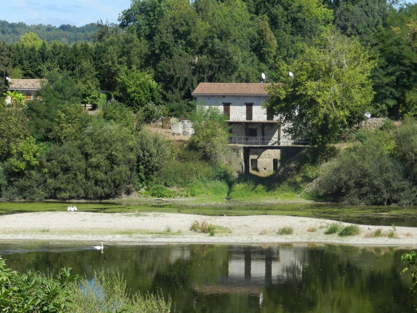 Les Deux Chênes Le Fleix Exterior foto