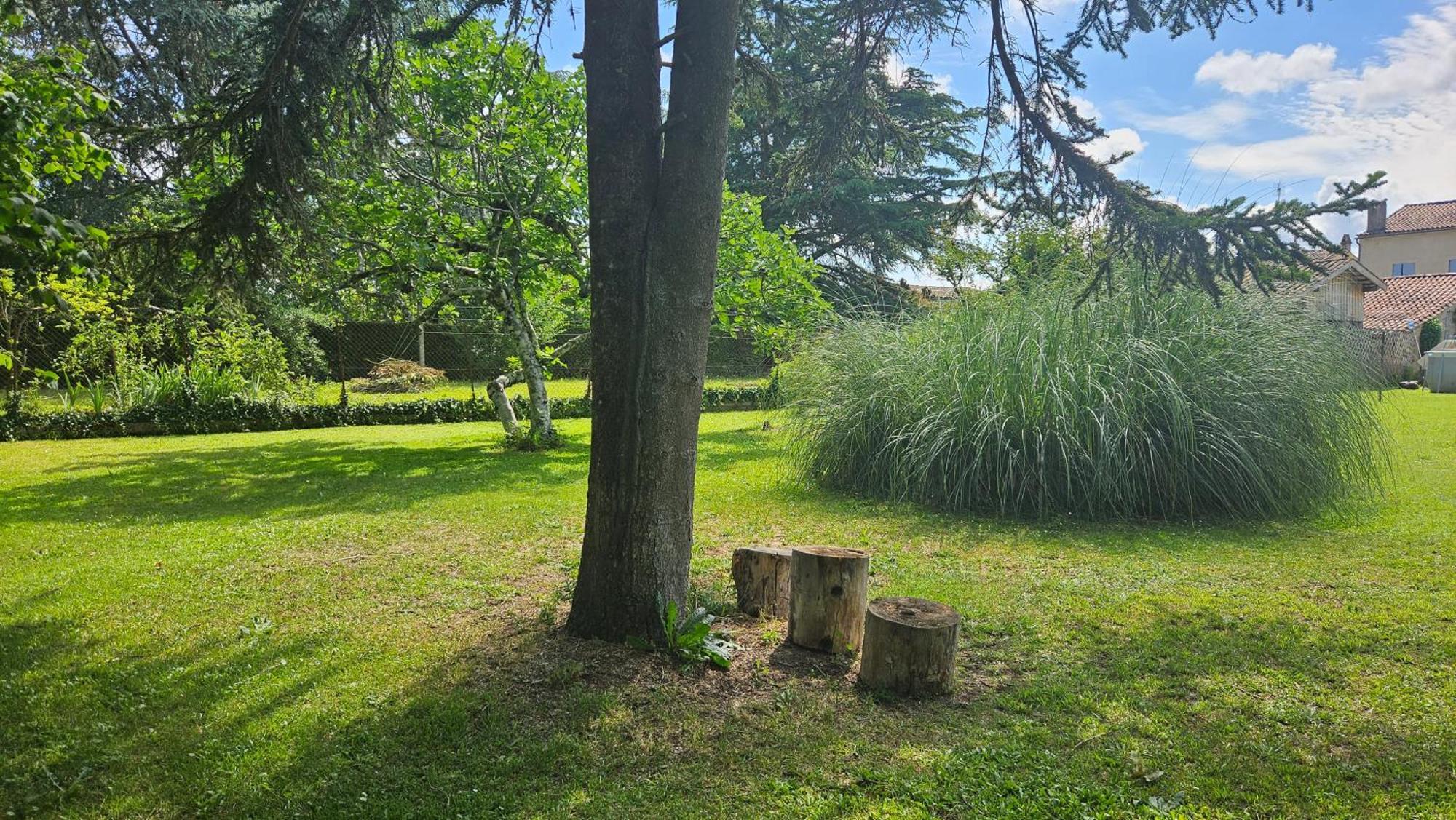 Les Deux Chênes Le Fleix Exterior foto