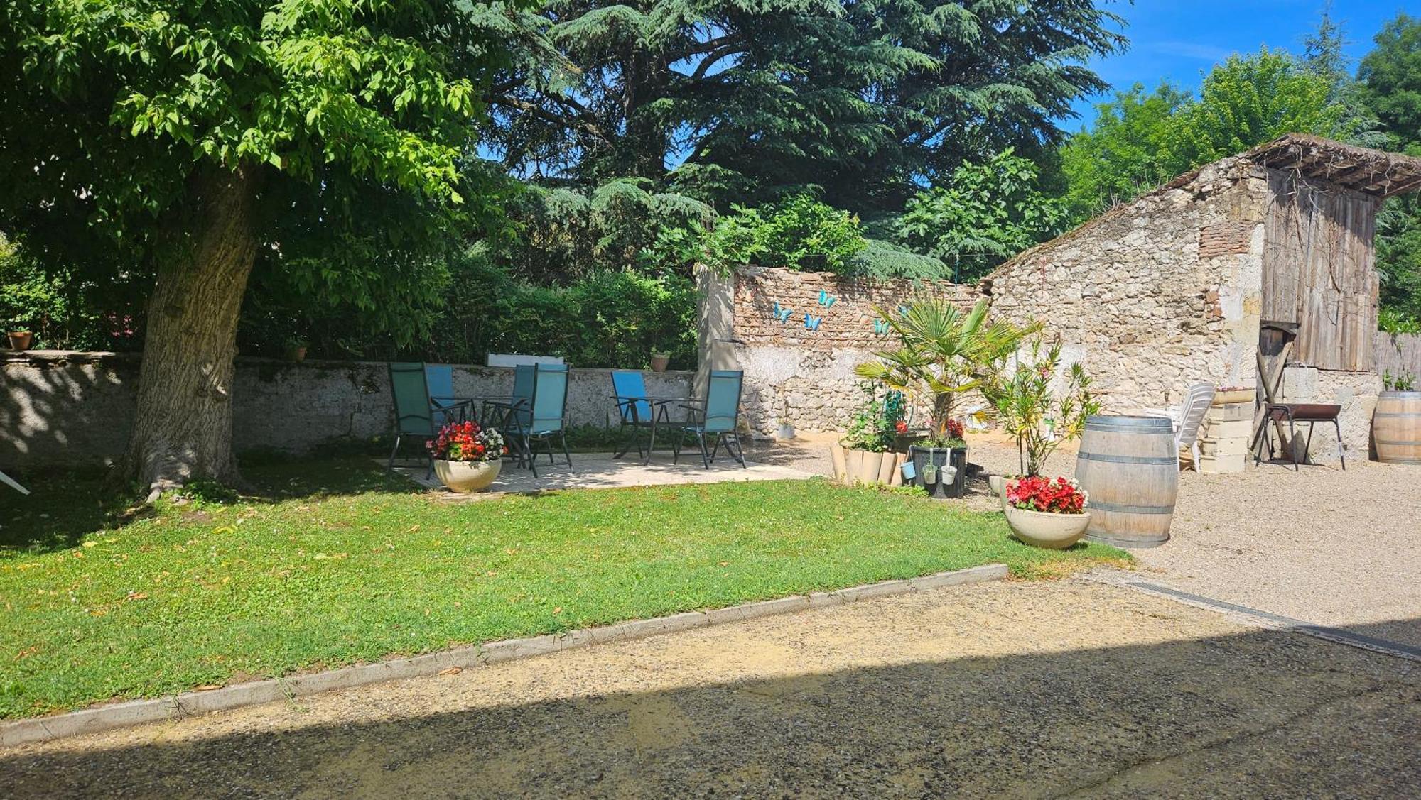 Les Deux Chênes Le Fleix Exterior foto